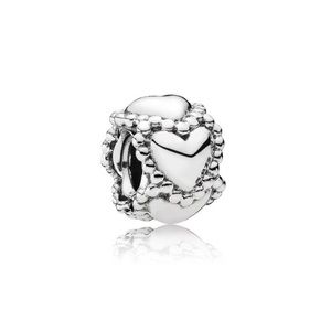{Pandora} DISCONTINUED hearts charm